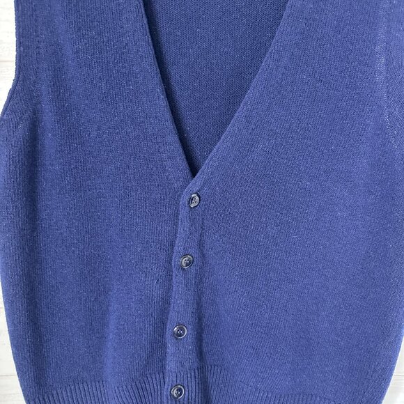 The Treasury Vintage Mens 100% Virgin Lambs Wool Navy Blue Sweater Vest Size L - Picture 2 of 6